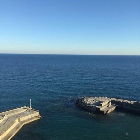 Marina Capo Pino Villa Сан Ремо Екстериор снимка